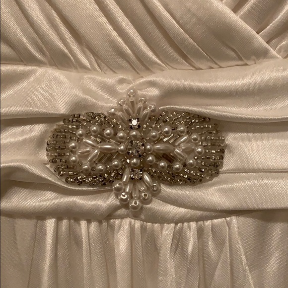 High-Low Formal Dress - Picture 2 of 7